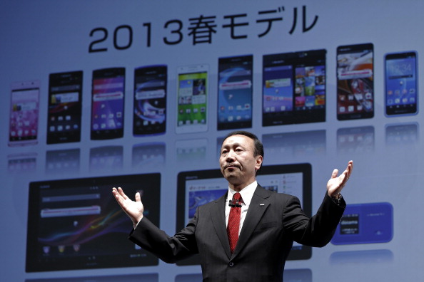 NTT DoCoMo President Kaoru Kato Unveils New Devices