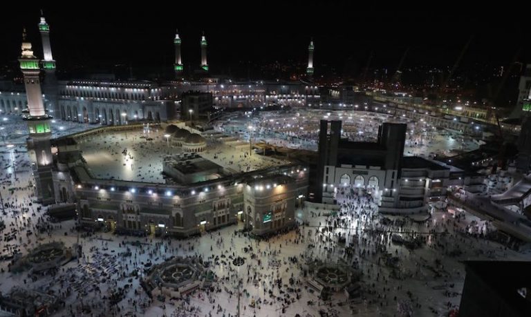 Heavy rains, thunderstorms in Makkah as Muslims begin Hajj pilgrimage