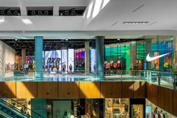 habilidad Humedal Composición Pictures: Largest Nike store in the Middle East opens in Dubai Mall | UAE  News