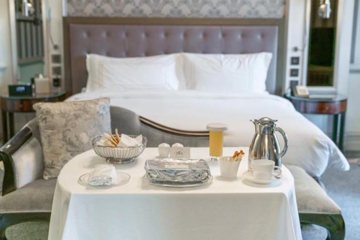 Habtoor Hotel Dubai Kosher Food Elli's