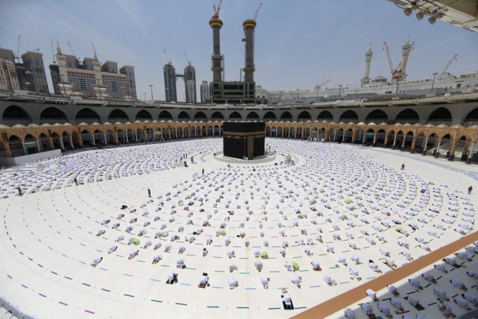 Up to 1.5 million people visit Makkah's Grand Mosque during the first