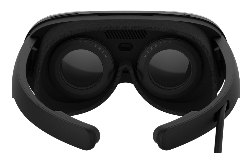 Hands-on review: HTC Vive Flow