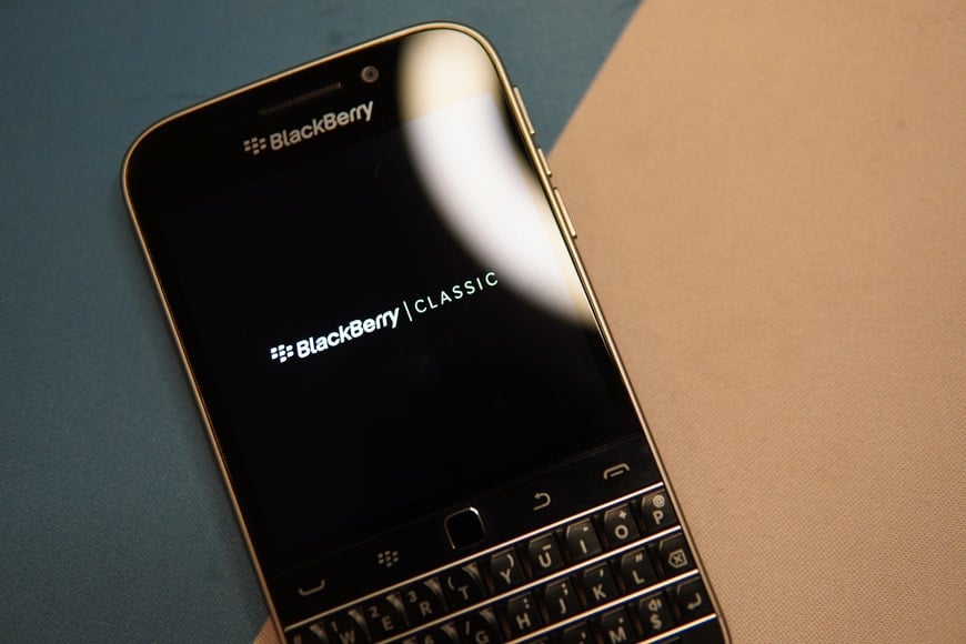 Your BlackBerry Dies Today: End of an Era for Iconic Handset