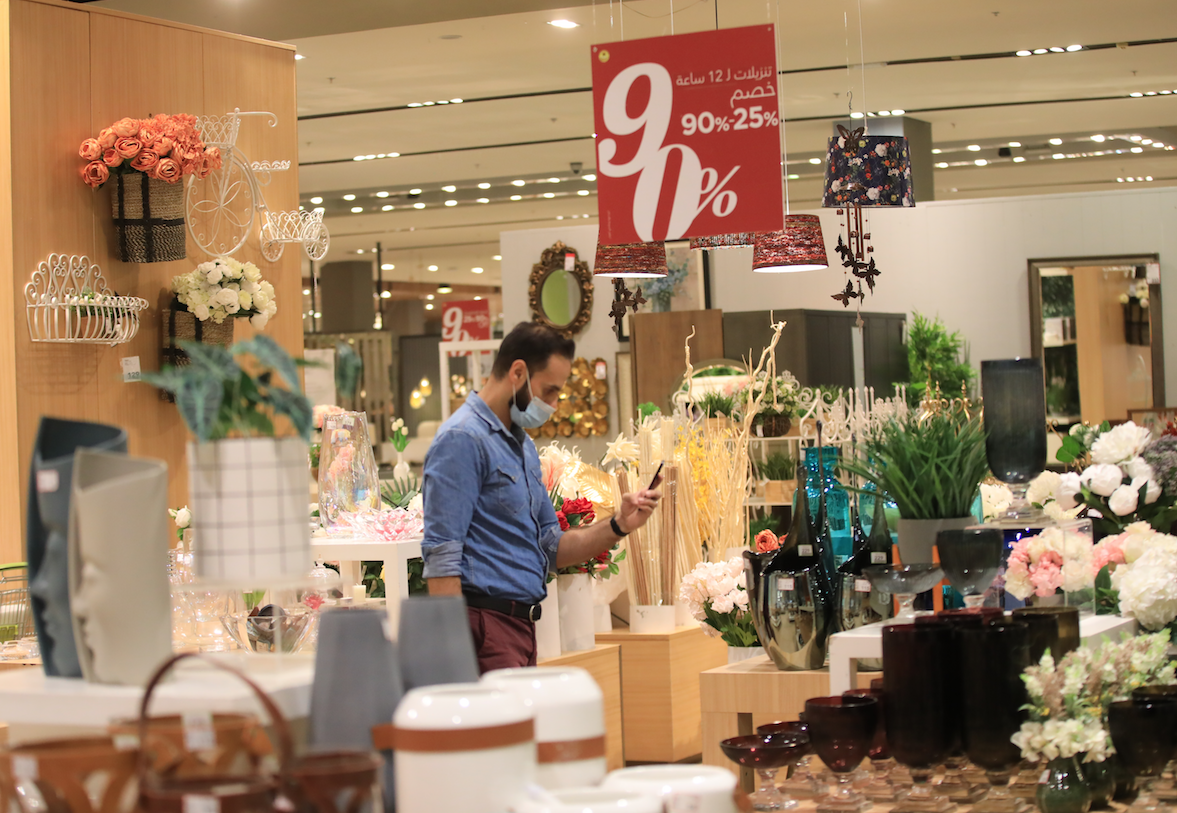 Dubai summer surprises Home and outdoor furnishing sales 