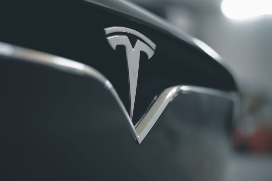 Tesla increases price of Model S, X in US after shares slump