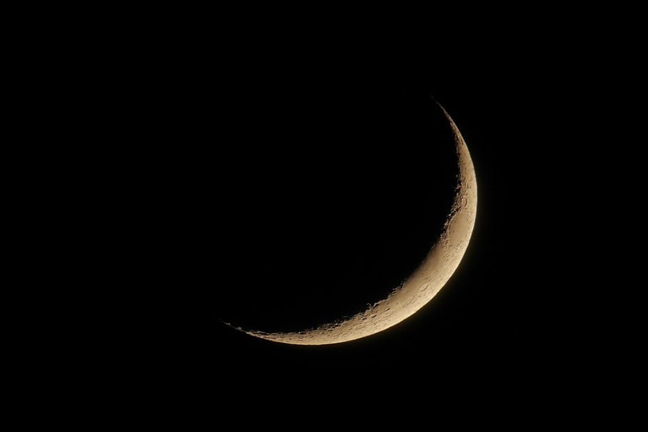 ramadan moon