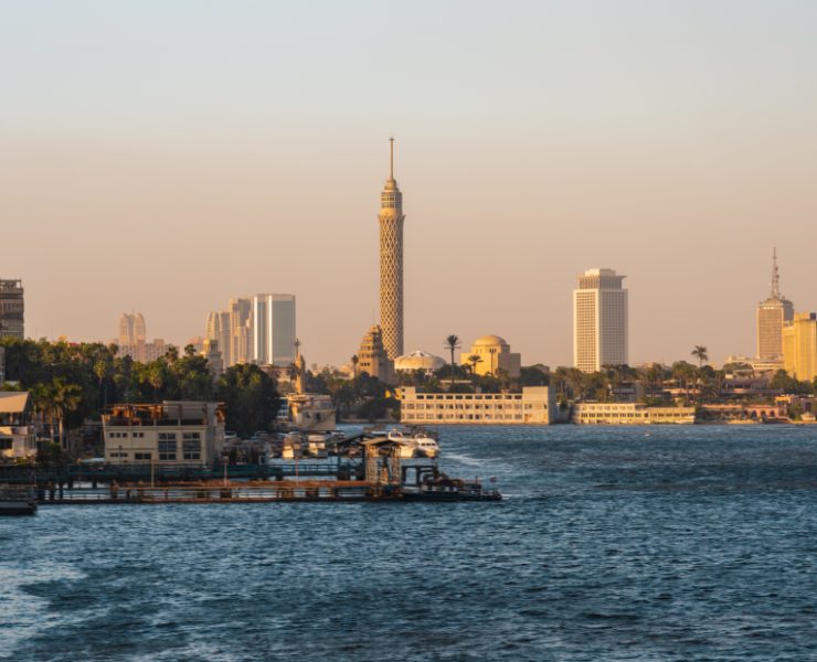 Fitch Ratings cuts Egypt’s credit score one step to B-