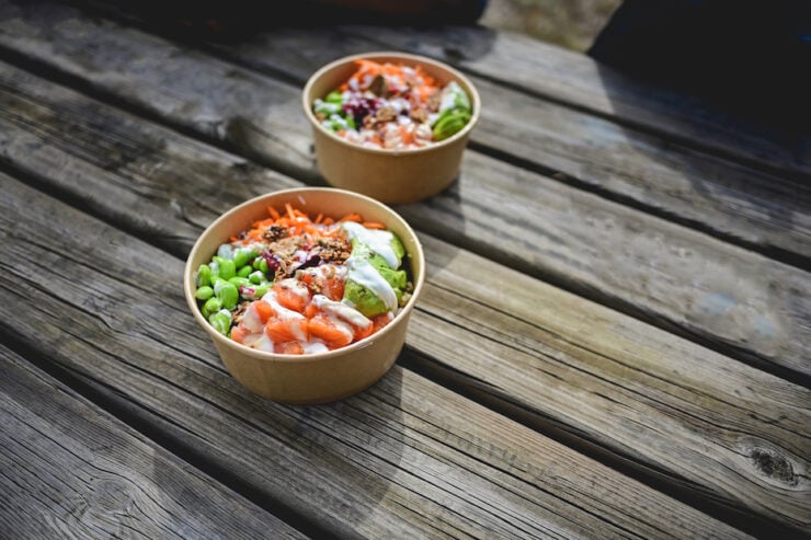 two poke bowls - packaging