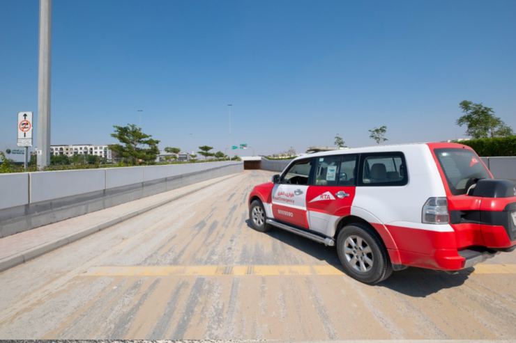 RTA, Dubai Municipality intensify clean up operations after storm