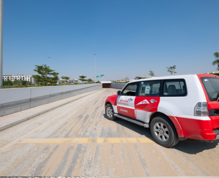 RTA, Dubai Municipality intensify clean up operations after storm