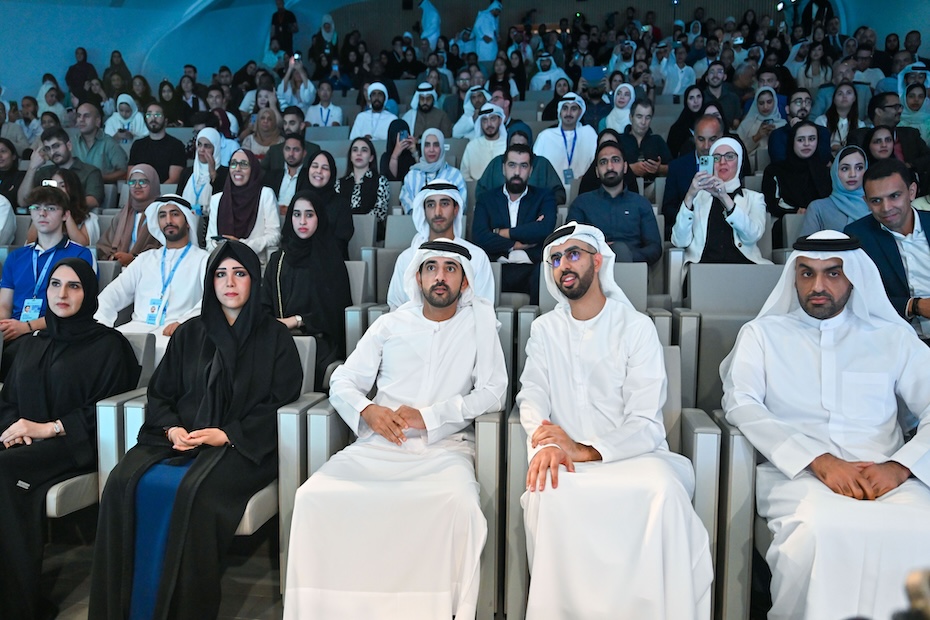 Sheikh Hamdan with Omar Sultan Al Olama-WAM