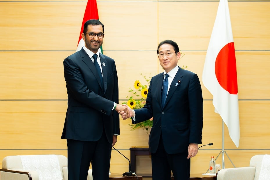 UAEと日本、戦略的パートナーシップを強化、覚書に署名