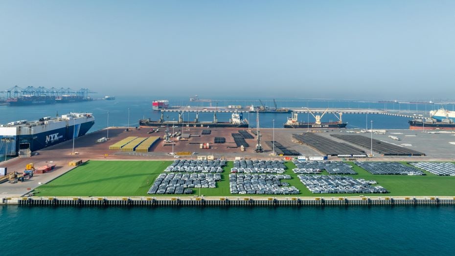 Autoterminal Khalifa Port's ro-ro vehicle volumes rise 30% in H1' 24