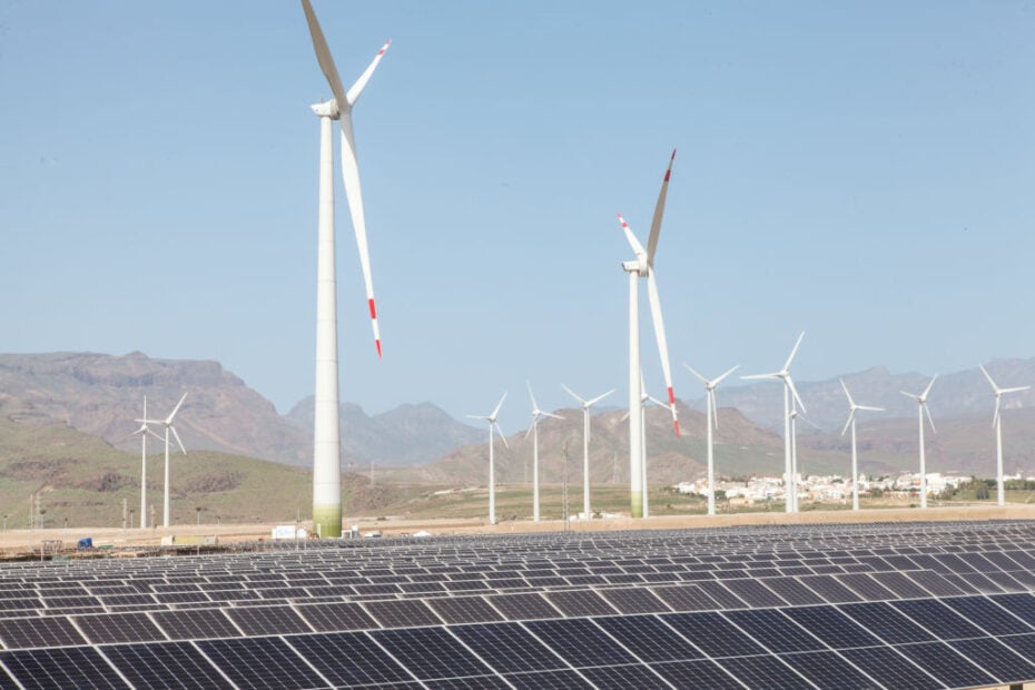 The United Arab Emirates' Masdar is eyeing the Iberian renewable energy champion after recent deals