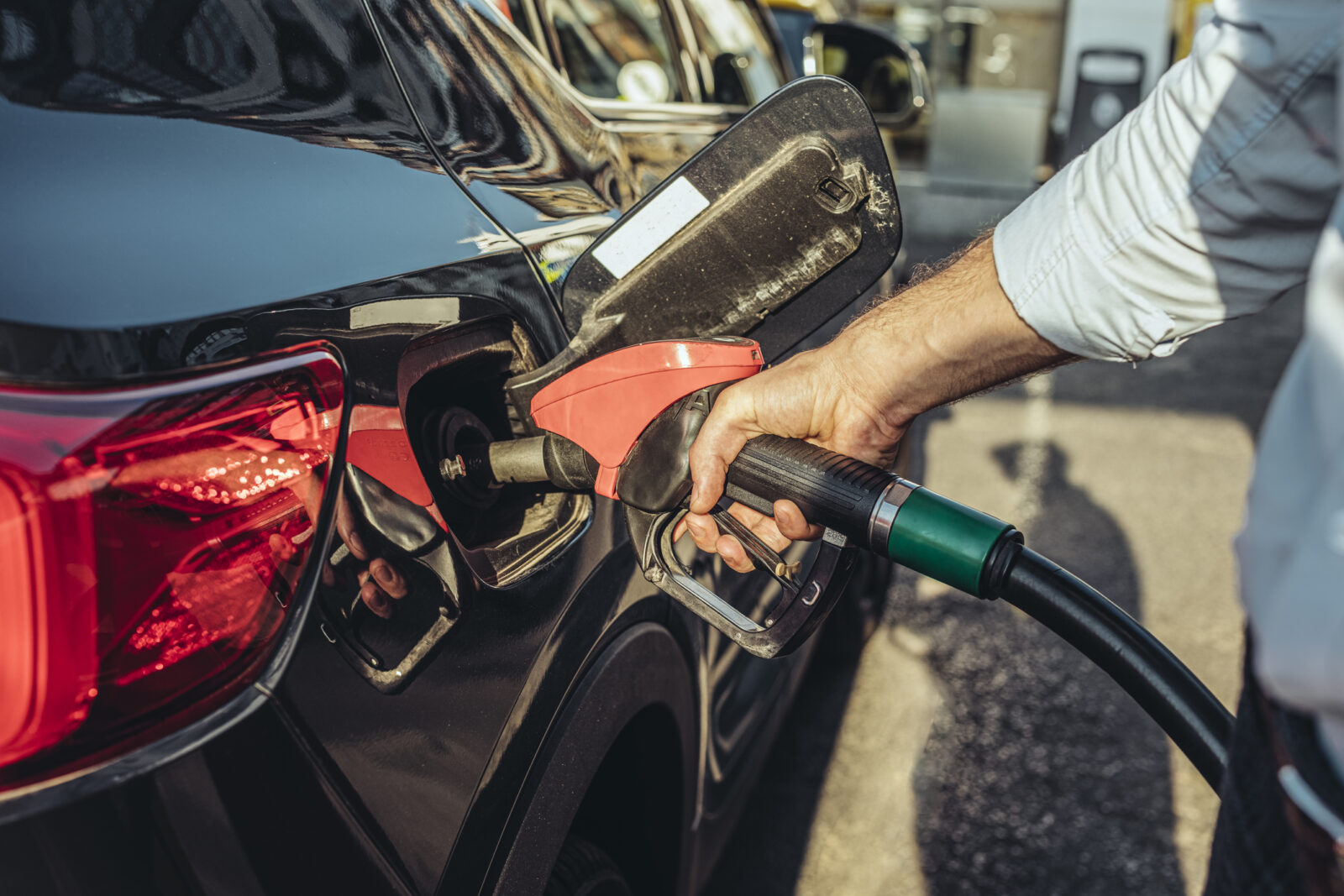UAE hikes petrol, diesel prices for November 2024