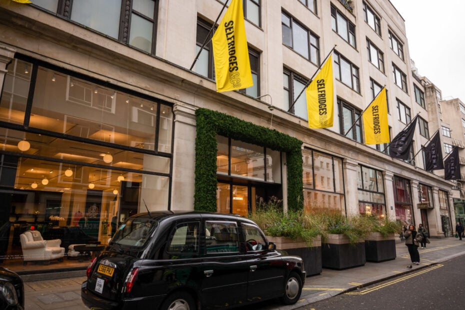 Saudi Arabia’s PIF acquires 40% stake in Selfridges Stores