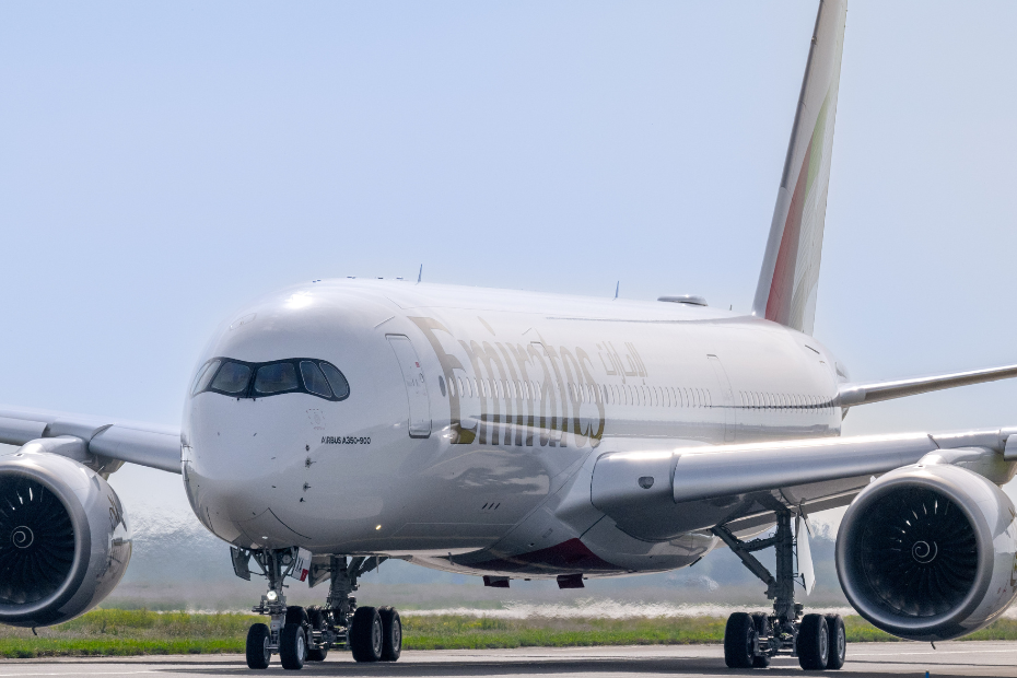 Dubai’s Emirates takes delivery of first A350-900 aircraft