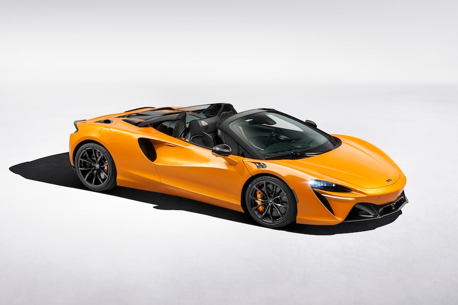 https://gulfbusiness.com/wp-content/uploads/2024/02/15914-McLarenArturaSpider.jpg