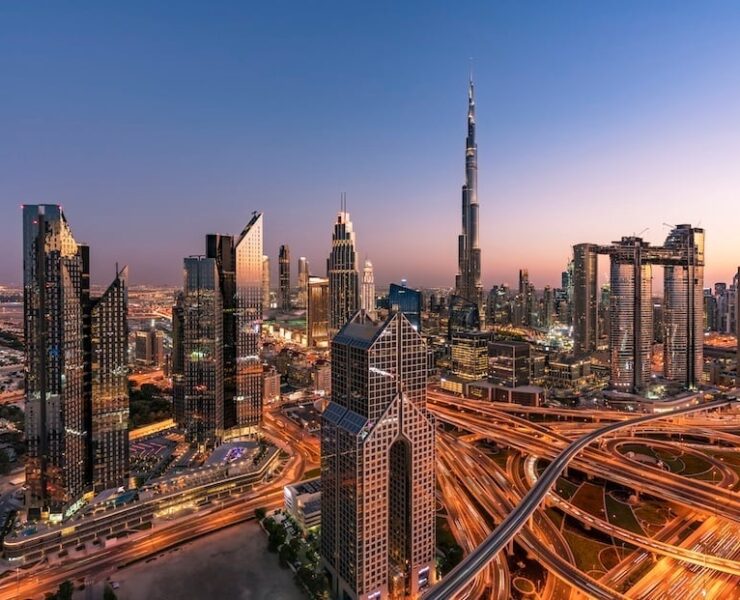 Dubai Finance, DIFC sign MoU to advance cashless strategy