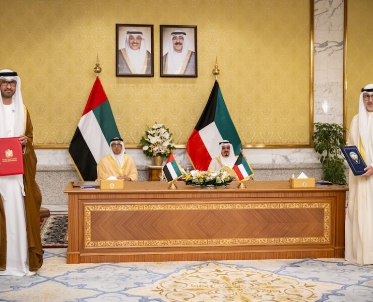 UAE-Kuwait sign MoUs Image WAM