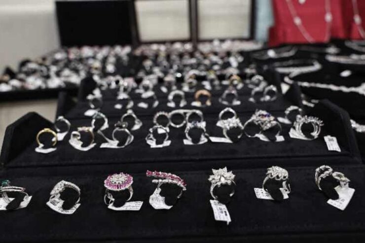 Dubai Police to the rescue: Dhs1.1m diamonds returned after bags mix up at airport