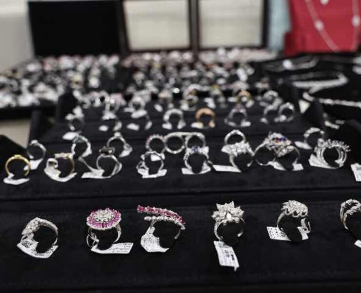 Dubai Police to the rescue: Dhs1.1m diamonds returned after bags mix up at airport