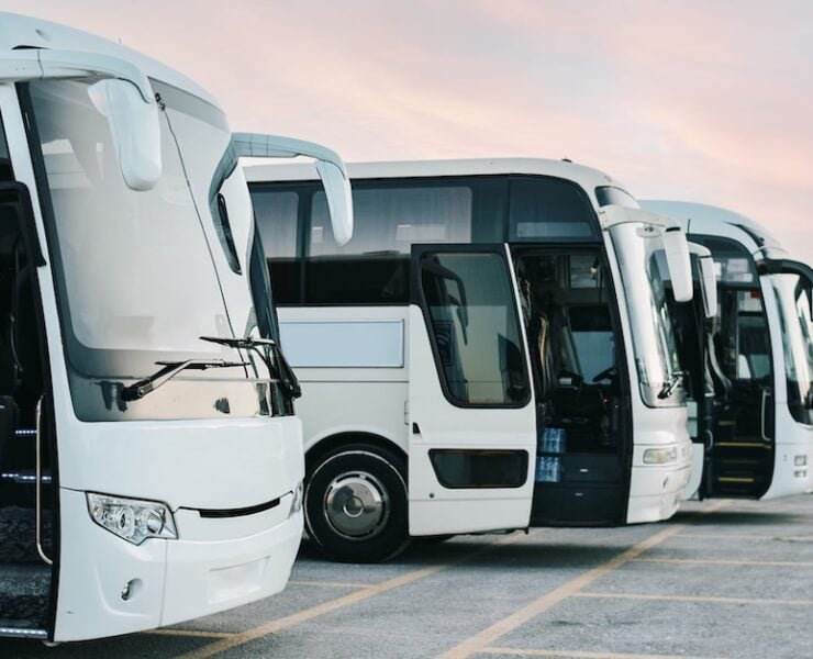 Dubai issues new regulation to strengthen tourist transport sector Image RTA_Dubai Media Office