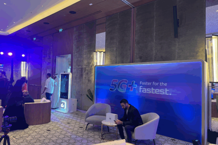 du launches 5G+ to double network speeds in the UAE
