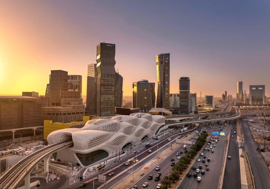 JLL to advise on Riyadh Metro leasing in partnership with RCRC