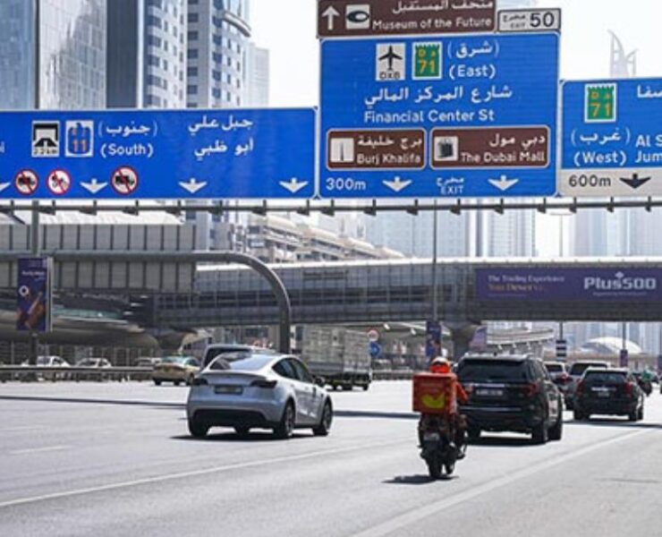New rules in Dubai: Delivery riders barred from fast lanes starting November
