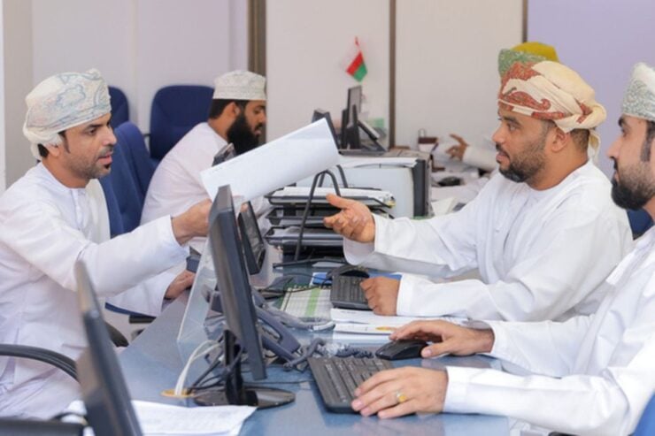 Oman rolls out new labour reforms: Longer licenses, fee cuts announced